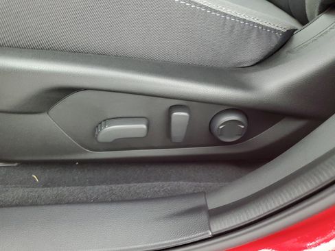 New 2025 Subaru Crosstrek 2.5i Premium image 30