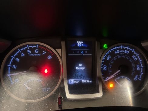 Used 2023 Toyota Tacoma SR5 image 11