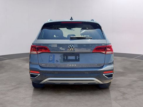 Used 2022 Volkswagen Taos SE FWD image 5
