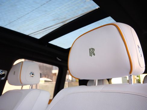 Used 2026 Rolls-Royce Cullinan AWD/4WD image 10