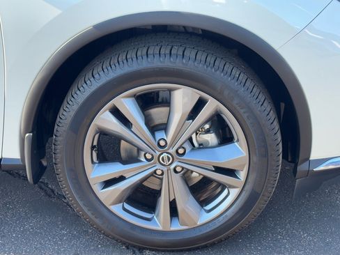 Used 2021 Nissan Murano Platinum w/ Cargo Package image 10