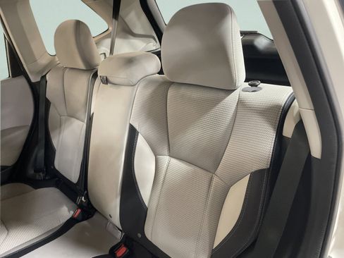 Used 2022 Subaru Forester image 11