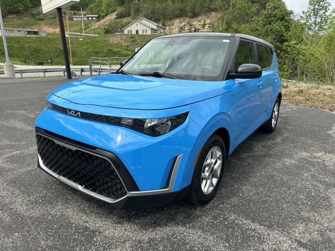 Used 2024 Kia Soul S FWD image 6