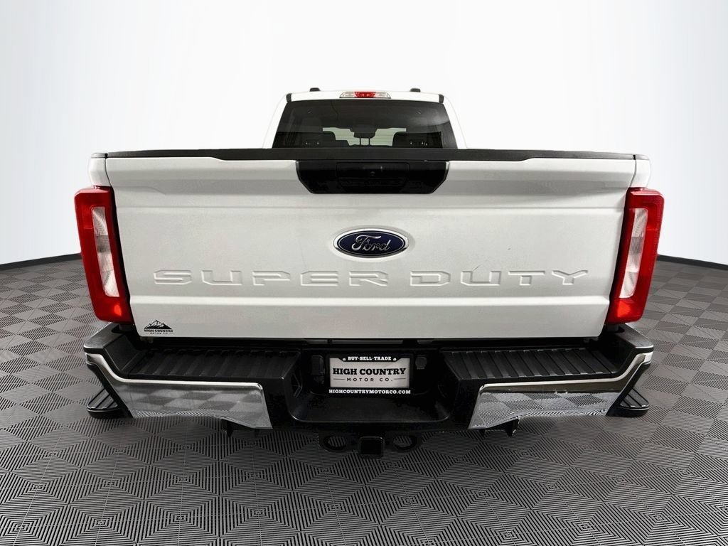 Used 2024 Ford F250 XLT w/ FX4 Off-Road Package AWD/4WD image 6