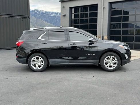 Used 2021 Chevrolet Equinox Premier image 3