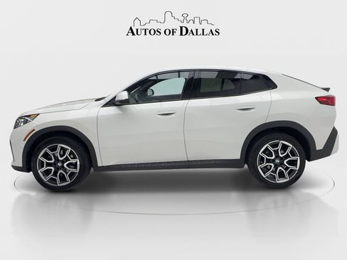 Used 2025 BMW X2 xDrive28i AWD/4WD image 5