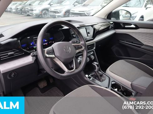 Used 2024 Volkswagen Taos S image 9