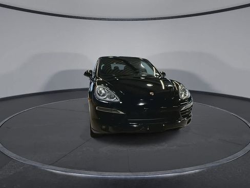 Used 2014 Porsche Cayenne AWD/4WD image 3