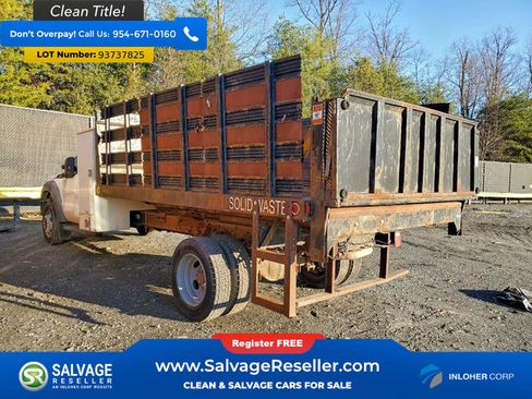 Used 2011 Ford F550 2WD Regular Cab Super Duty w/ XL Value Pkg image 3