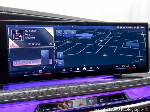 Used 2023 BMW i7 xDrive60 w/ Parking Assistance Package image 23