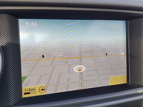 Used 2013 Mercedes-Benz SL 550 image 22