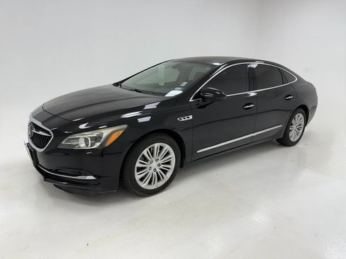 Used 2017 Buick LaCrosse image 5