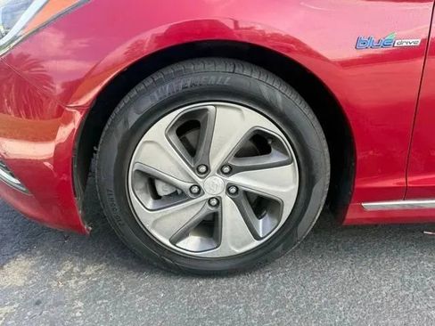 Used 2016 Hyundai Sonata Limited FWD image 30