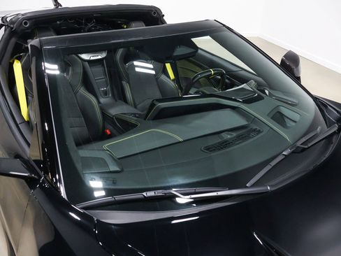 Used 2026 Chevrolet Corvette ZR1 w/ ZR1 Carbon Fiber Aero Package image 81