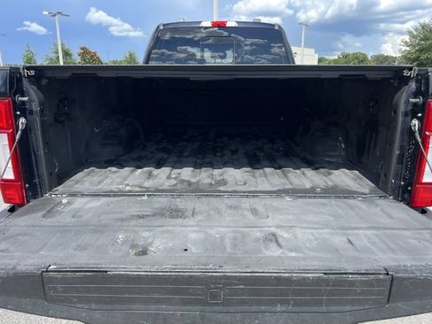 Used 2022 Ford F250 Platinum w/ FX4 Off-Road Package AWD/4WD image 12