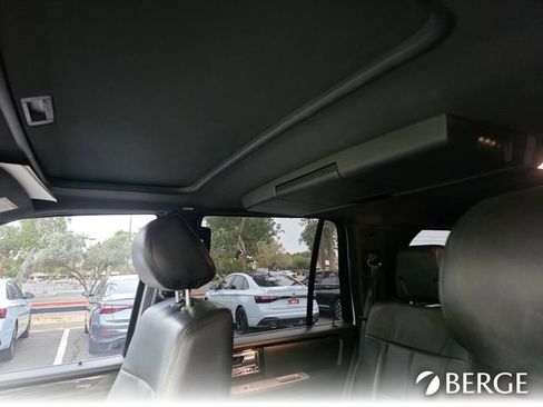 Used 2010 Lincoln Navigator 2WD image 15