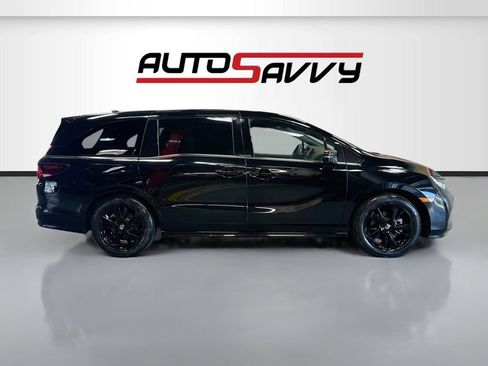 Used 2024 Honda Odyssey Sport image 8