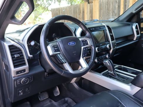 Used 2020 Ford F150 Lariat w/ Equipment Group 502A Luxury AWD/4WD image 15