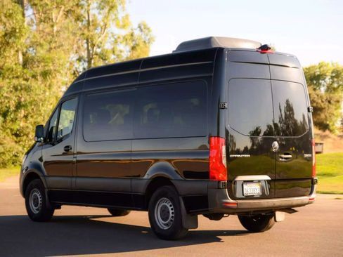 Used 2019 Mercedes-Benz Sprinter 2500 image 5