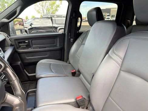 Used 2024 RAM 2500 Tradesman w/ Chrome Appearance Group AWD/4WD image 24