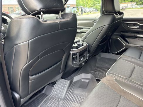 Used 2025 RAM 1500 Laramie w/ Sport Appearance Package AWD/4WD image 30