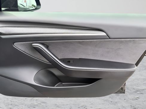 Used 2023 Tesla Model 3 Standard Range RWD image 28