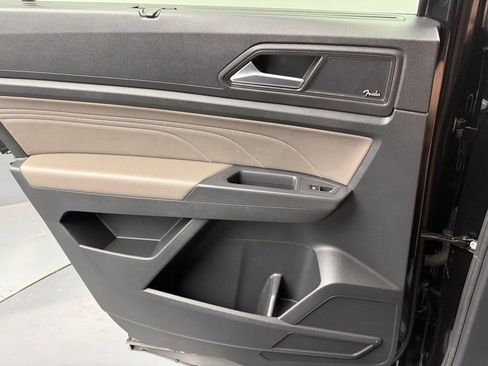 Used 2021 Volkswagen Atlas SEL Premium AWD/4WD image 59