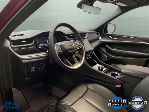 Used 2025 Jeep Grand Cherokee Limited 4xe image 59