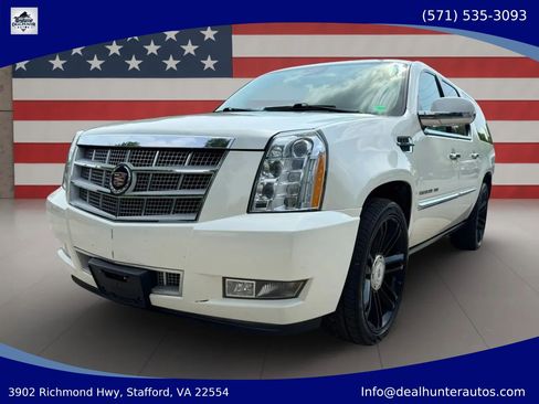 Used 2011 Cadillac Escalade ESV Platinum AWD/4WD image 1