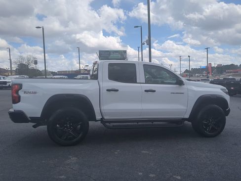 Used 2024 Chevrolet Colorado Trail Boss w/ Technology Package image 4
