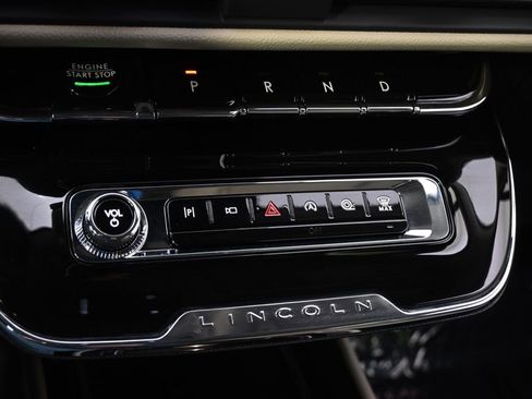 New 2026 Lincoln Corsair Reserve w/ Jet Appearance Package image 30