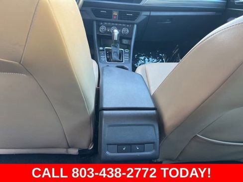 Used 2020 Volkswagen Jetta SEL FWD image 16