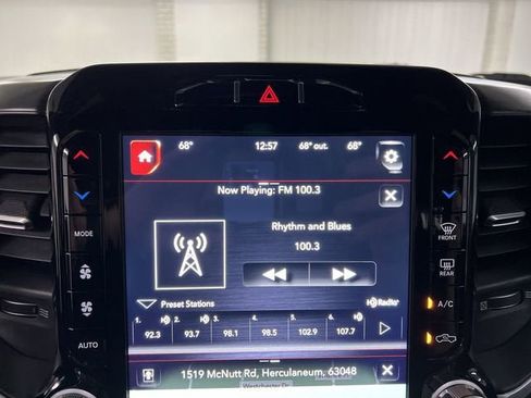 Used 2020 RAM 1500 Big Horn AWD/4WD image 13
