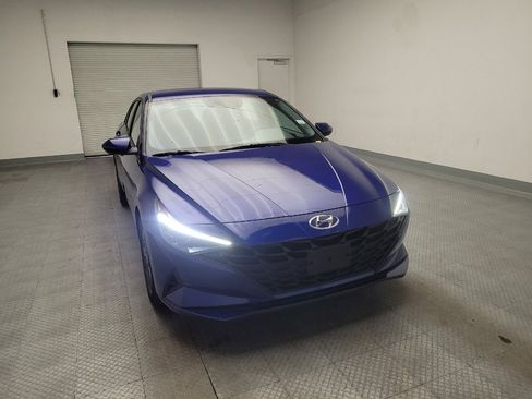 Used 2023 Hyundai Elantra SEL w/ Cargo Package FWD image 14