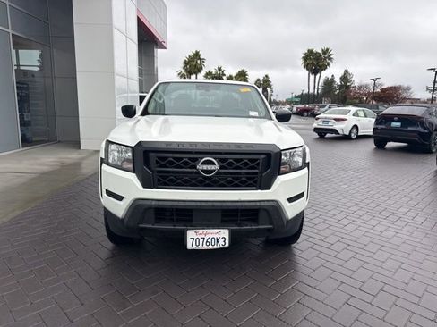 Used 2022 Nissan Frontier S w/ Technology Package image 2