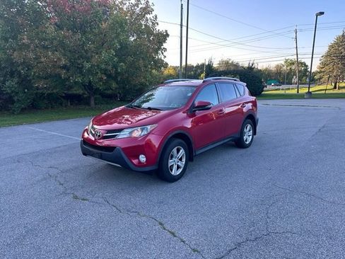 Used 2014 Toyota RAV4 XLE AWD/4WD image 7