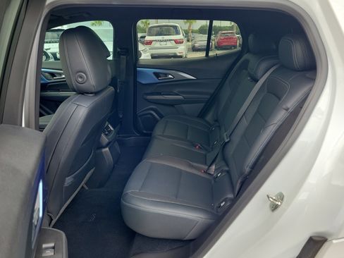 Used 2024 Chevrolet Equinox EV LT FWD image 15