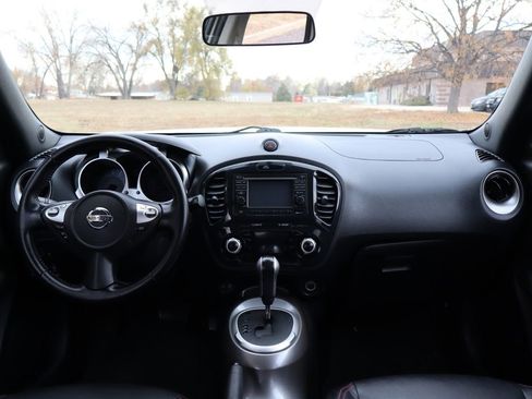 Used 2012 Nissan Juke SL image 16