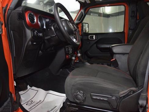 Used 2020 Jeep Gladiator Rubicon w/ LED Lighting Group image 31