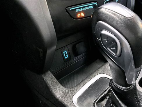 Used 2018 Ford Escape SEL AWD/4WD image 15
