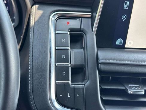 Used 2024 Chevrolet Tahoe LT AWD/4WD image 38