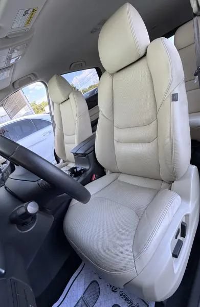 Used 2018 MAZDA CX-9 Touring FWD image 18