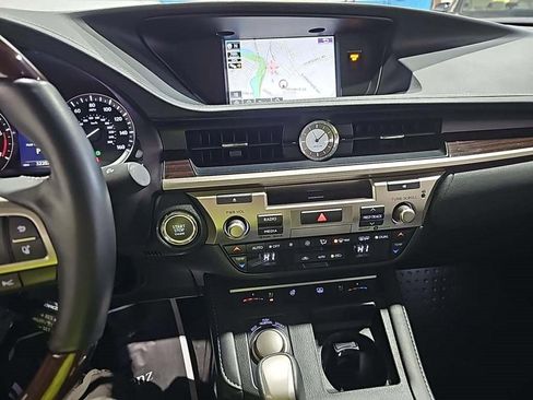 Used 2018 Lexus ES 350 image 4