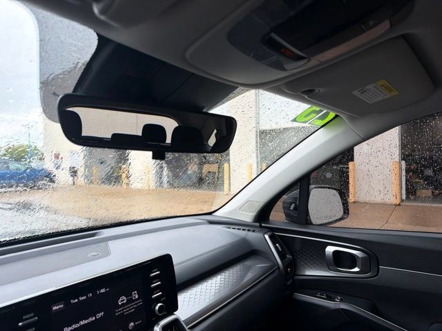 Used 2023 Kia Sorento LX FWD image 36