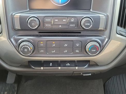 Used 2018 Chevrolet Silverado 1500 LT RWD image 29