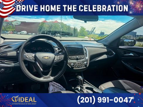 Used 2019 Chevrolet Malibu LT FWD image 30