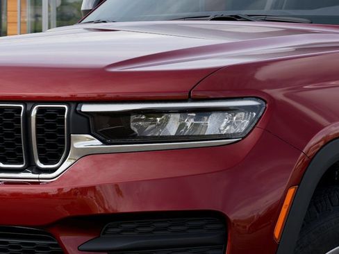 New 2026 Jeep Grand Cherokee Laredo AWD/4WD image 10