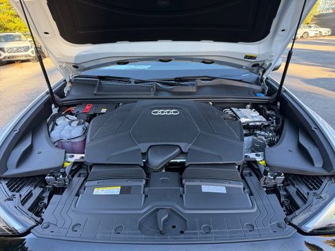 New 2026 Audi Q8 Premium Plus image 16