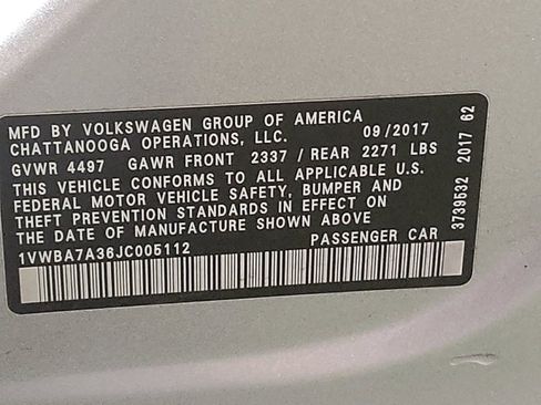 Used 2018 Volkswagen Passat 2.0T SE w/ SE Lighting Package image 33