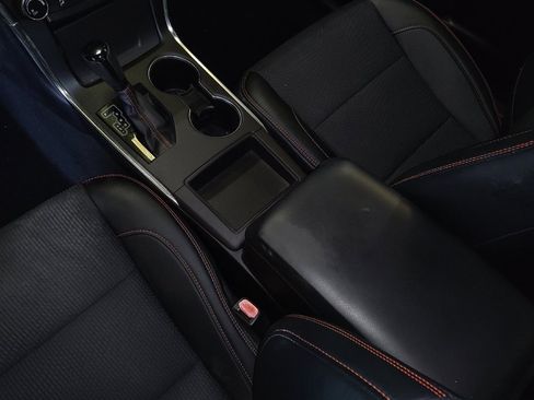 Used 2016 Toyota Camry SE image 26